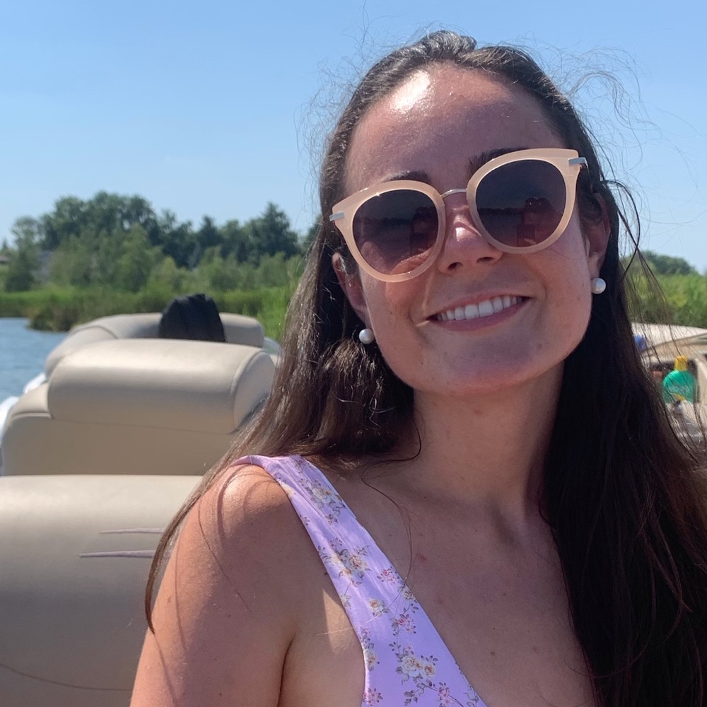 Meet your Posher, Emma